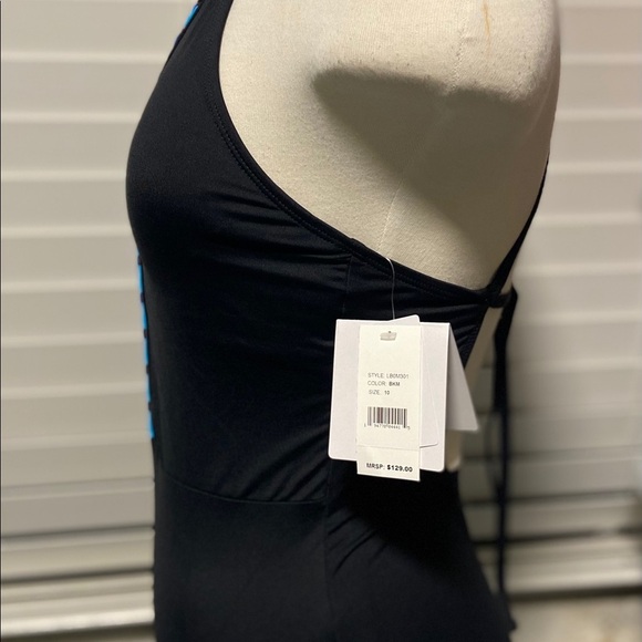 LA BLANCA macrame front halter swimwear - Picture 9 of 15